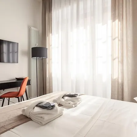Golden Prestige Apartment Milan Exterior photo